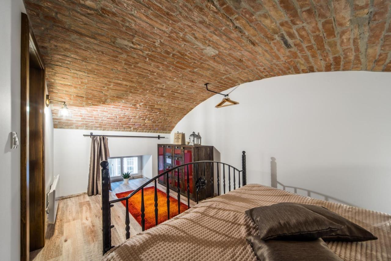 Old Drum Residence ブダペスト エクステリア 写真